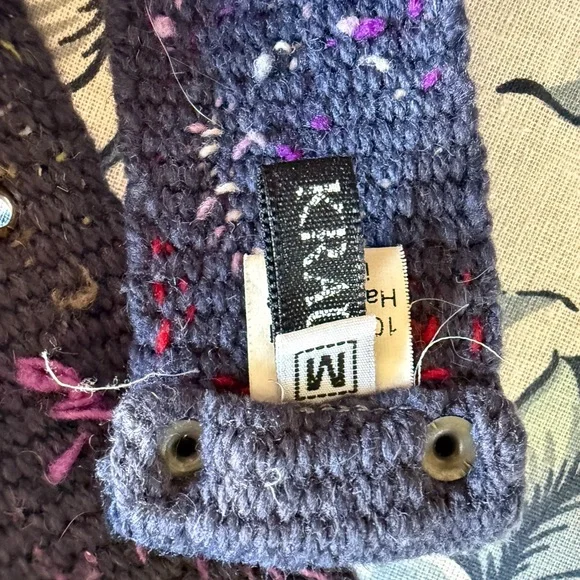 Jenny Krauss floral embroidered wool belt - Picture 7 of 7